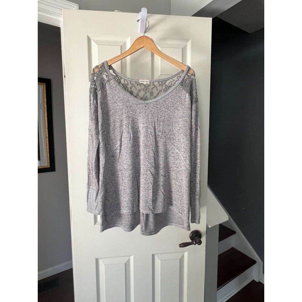 Charmed Hearts Womens Large Gray Knit Top Lace Shoulder Long Sleeve Casual Blous
